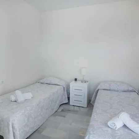 Casa vacanze Urb. Alhambra Ii 15 *